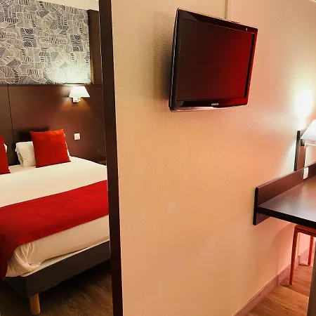 Restaurant Kyriad Direct Nord - Zenith - Toison D'or 2*