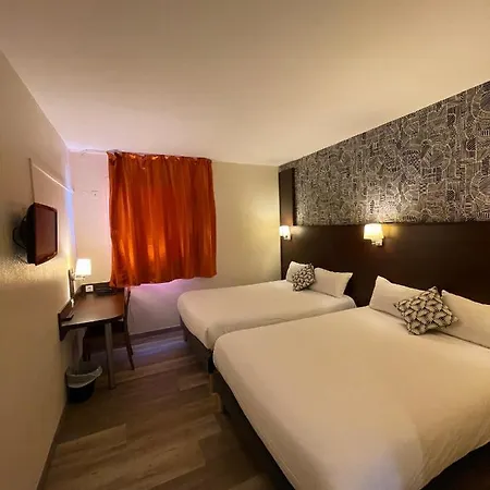 Hotell Restaurant Kyriad Direct Nord - Zenith - Toison D'or 2*