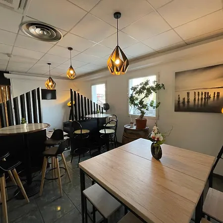 Restaurant Kyriad Direct Nord - Zenith - Toison D'or Hotell