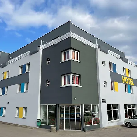 Restaurant Kyriad Direct Nord - Zenith - Toison D'or Hotell