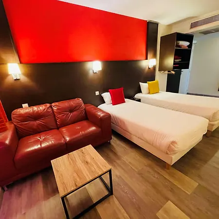 Restaurant Kyriad Direct Nord - Zenith - Toison D'or 2*