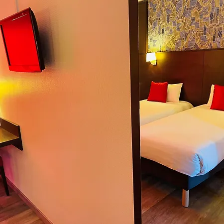Hotell Restaurant Kyriad Direct Nord - Zenith - Toison D'or