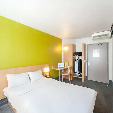 Restaurant Kyriad Direct Nord - Zenith - Toison D'or 2*