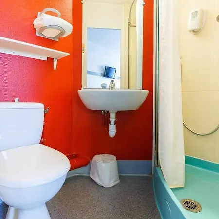 מלון Restaurant Kyriad Direct Nord - Zenith - Toison D'or 2*