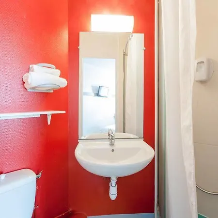 Restaurant Kyriad Direct Nord - Zenith - Toison D'or 2*