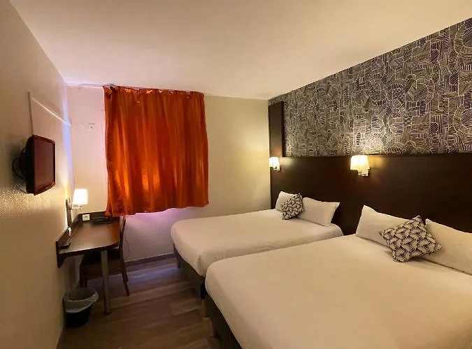 Hotel Restaurant Kyriad Direct Nord - Zenith - Toison D'or 2*