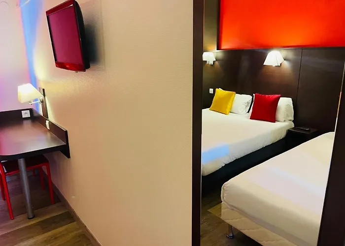 Restaurant Kyriad Direct Nord - Zenith - Toison D'or Hotel