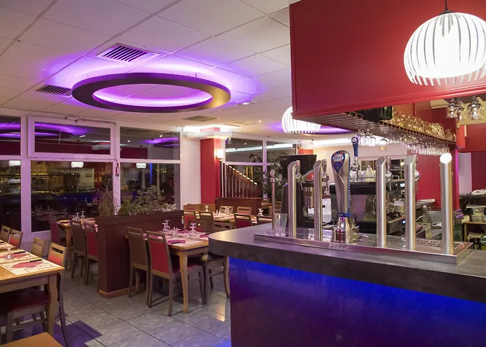 Hotel Restaurant Kyriad Direct Nord - Zenith - Toison D'or