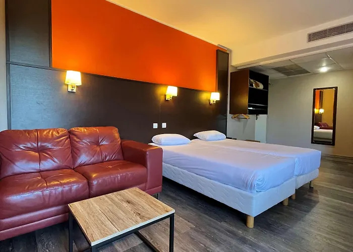 Restaurant Kyriad Direct Nord - Zenith - Toison D'or