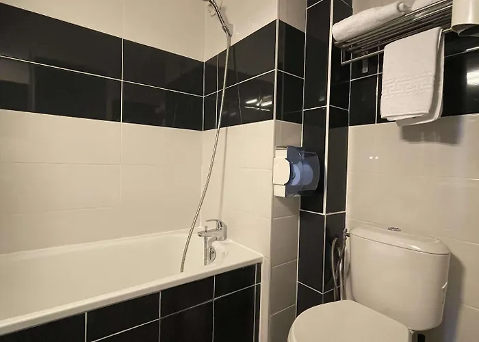 Restaurant Kyriad Direct Nord - Zenith - Toison D'or Hotel Dijon