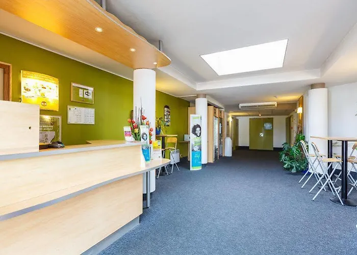 Restaurant Kyriad Direct Nord - Zenith - Toison D'or